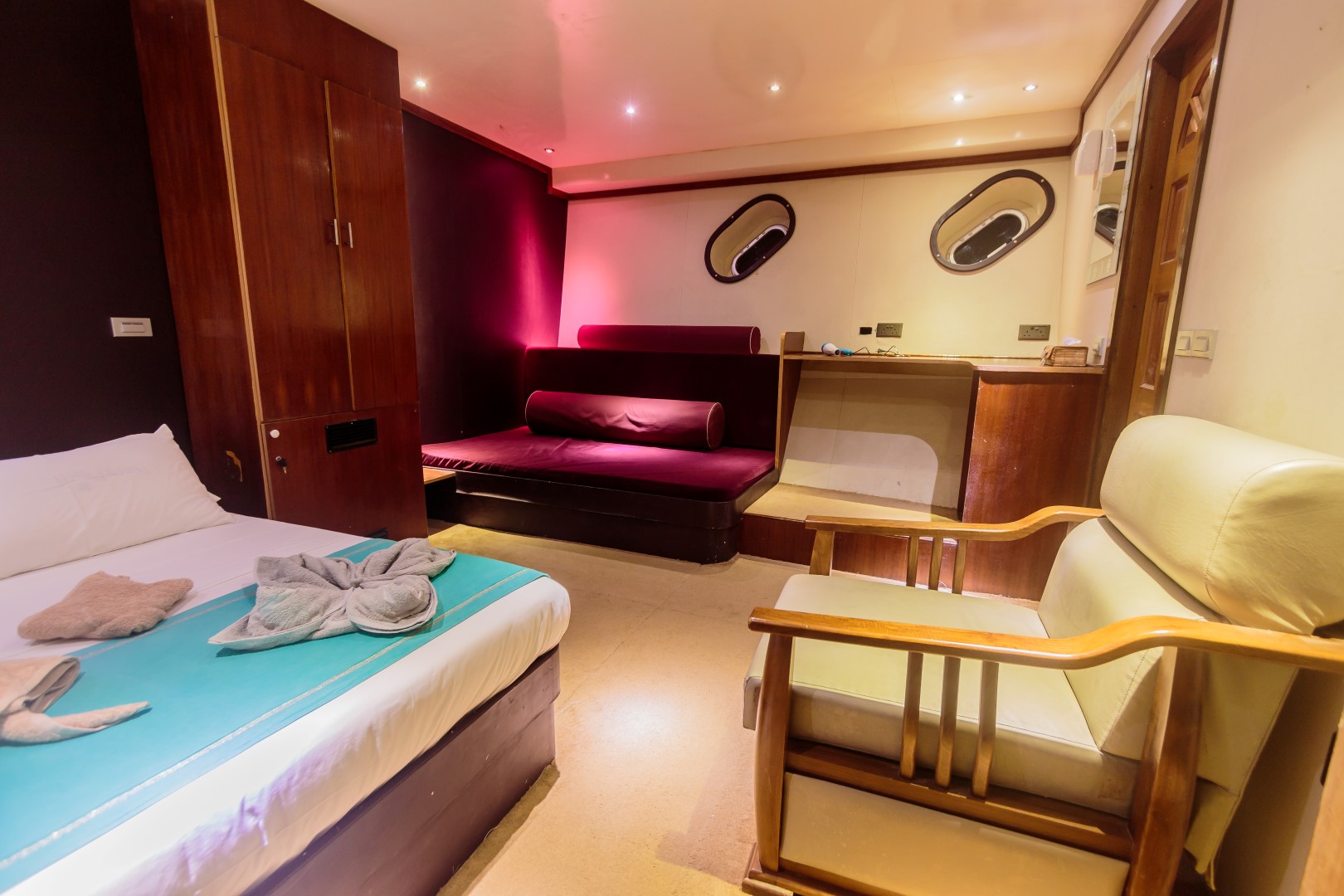 [MOTOR-YACHT-MALDIVE-MOSIAQUE]-6376-28.jpg