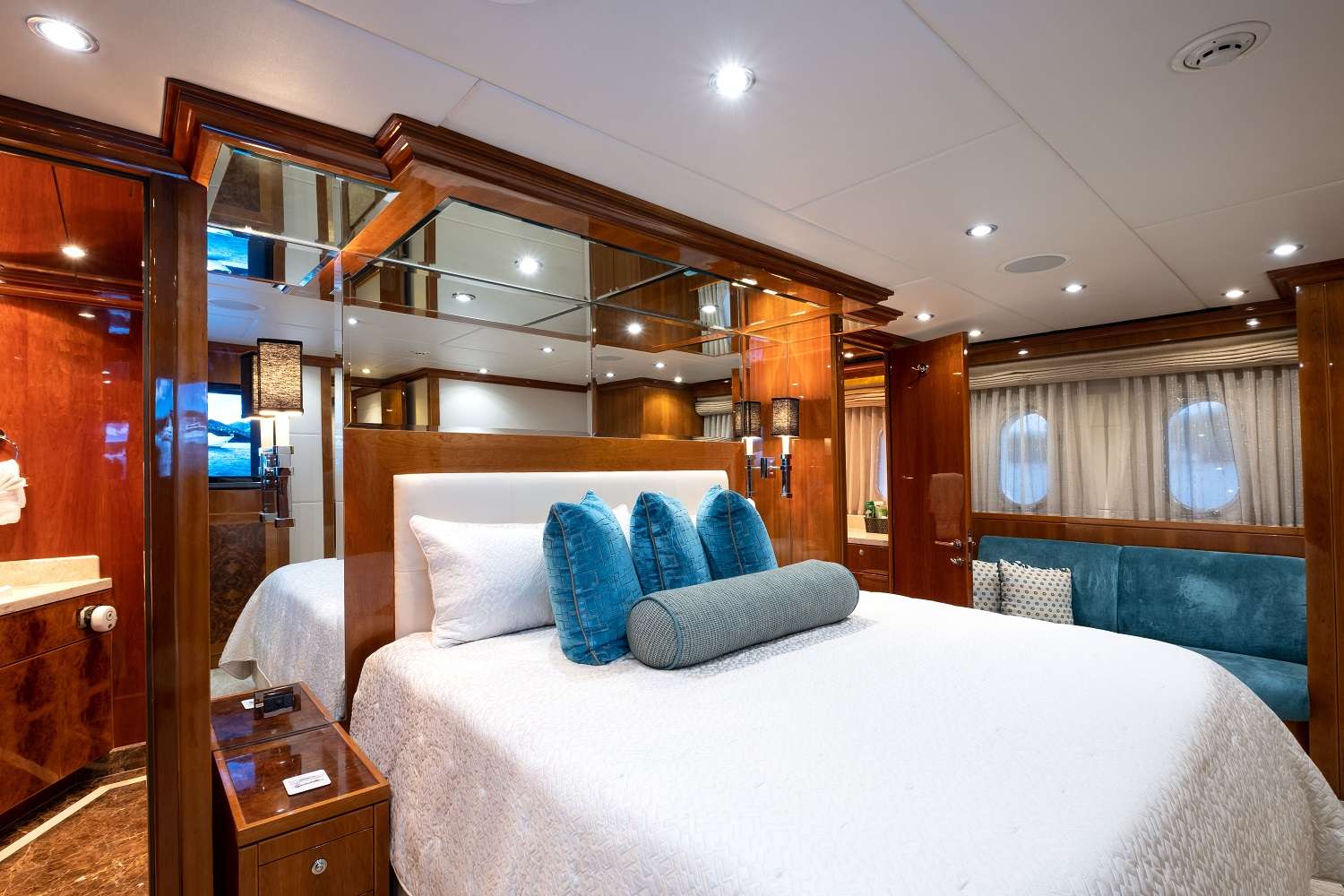 [MOTOR-YACHT-PASTIME]-6466-10.jpg