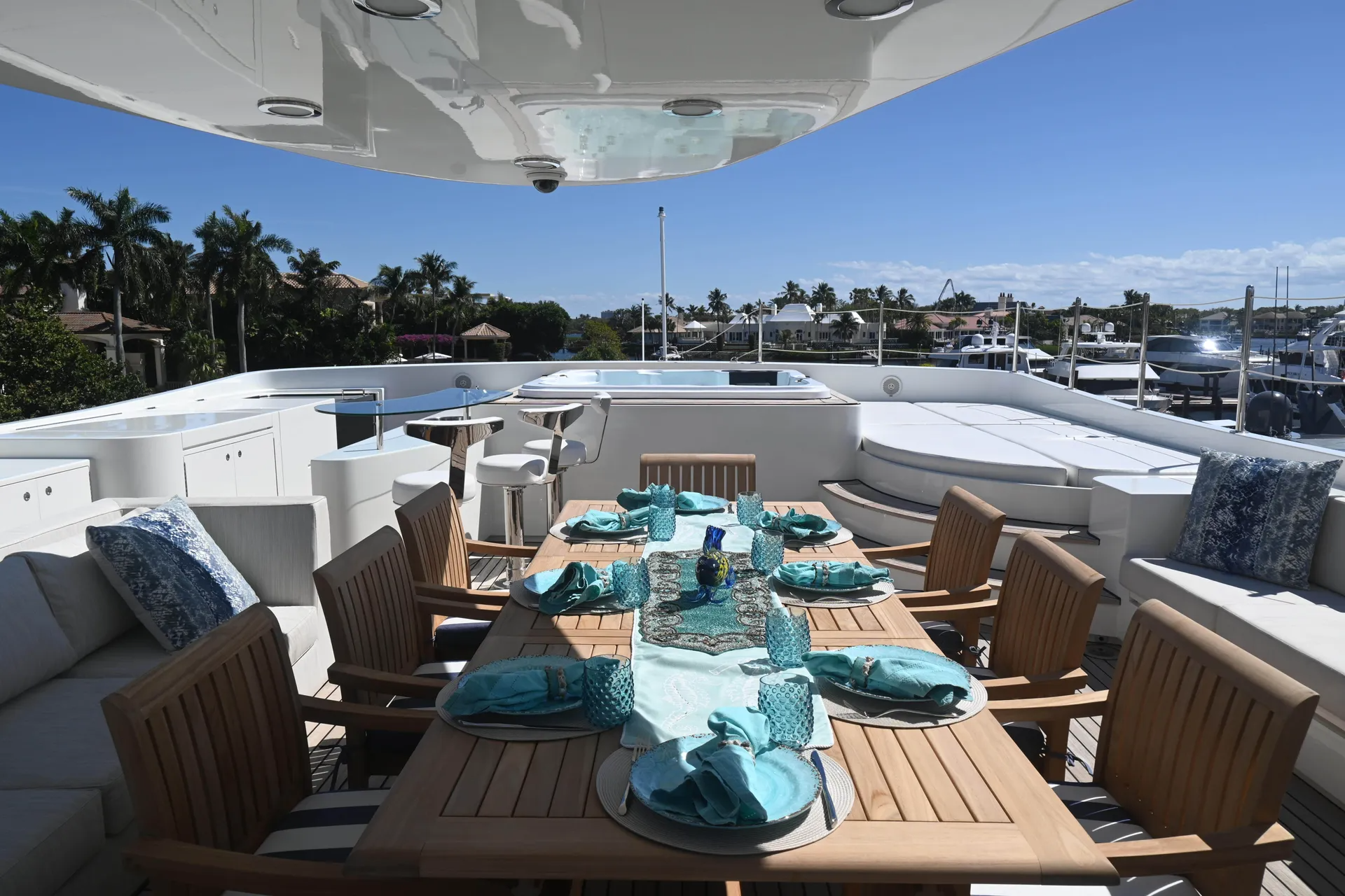 [MOTOR-YACHT-PRIMADONNA]-6080-9.png