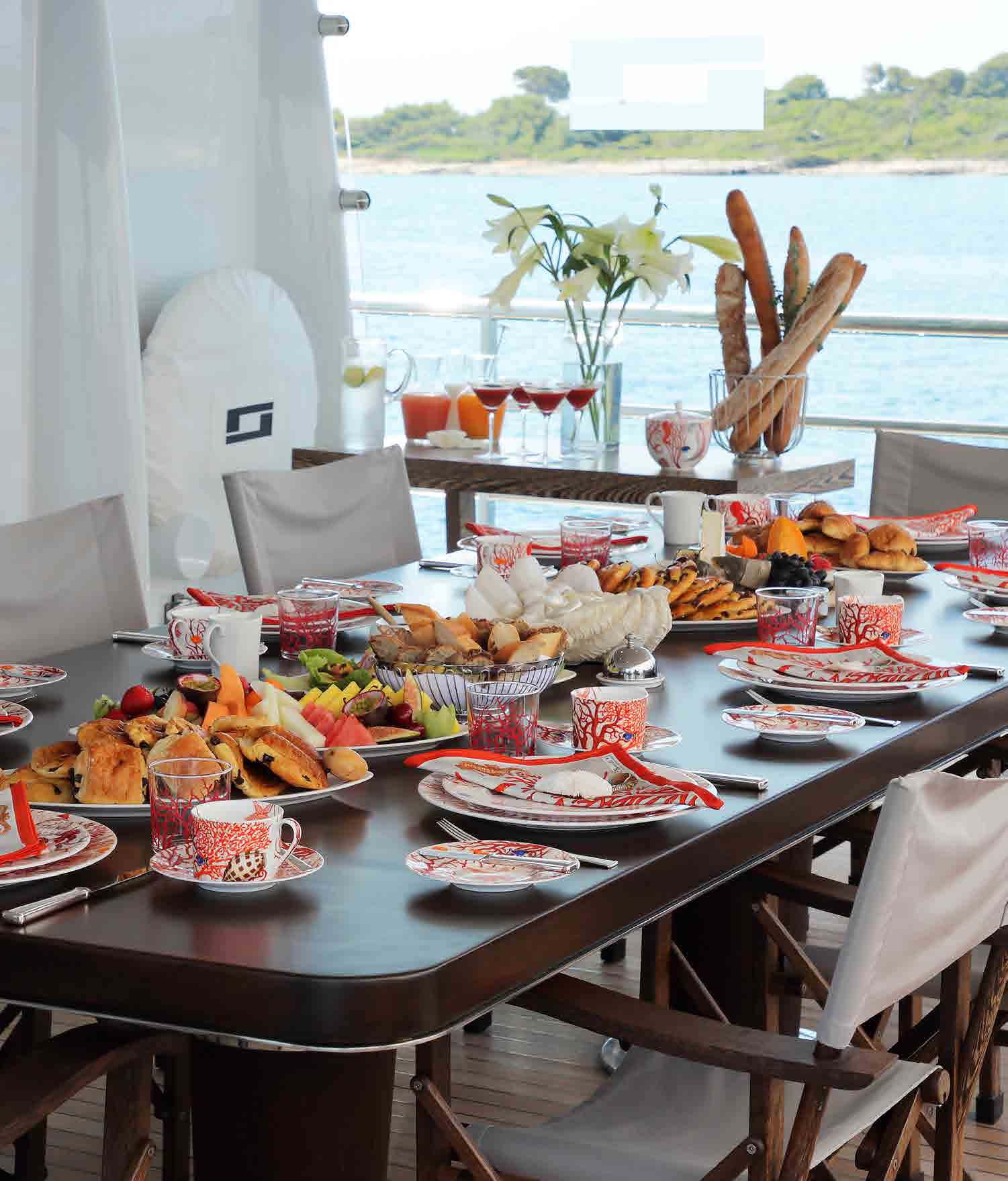 [MOTOR-YACHT-SPIRIT]-6427-7.png