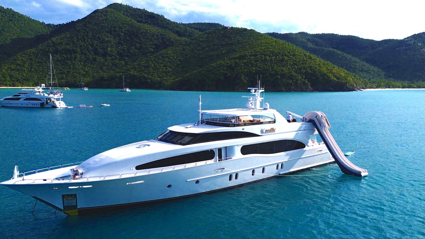 102 Luxury yacht CAMILLE.jpg