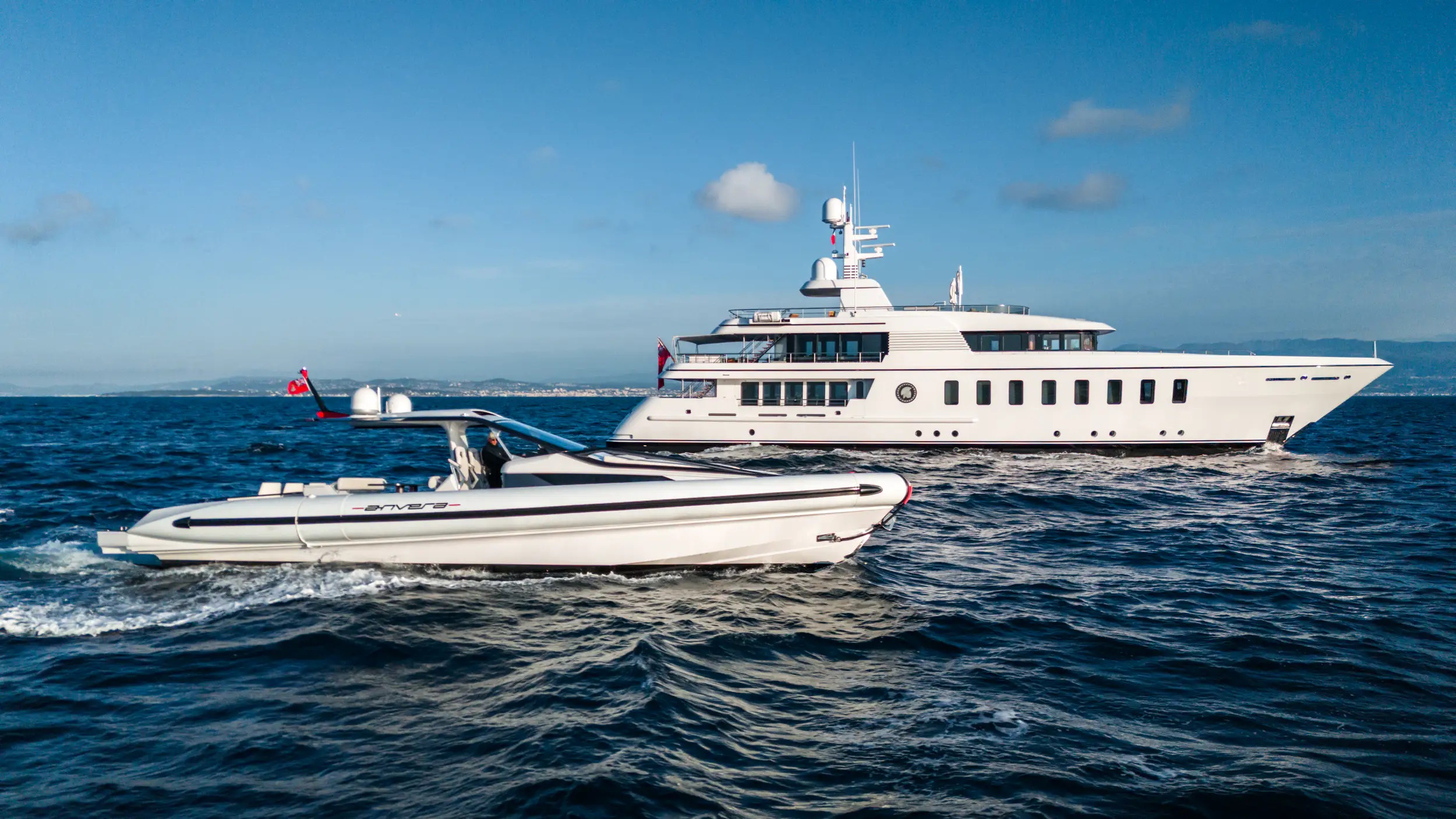 102 Luxury yacht GLADIATOR.jpg