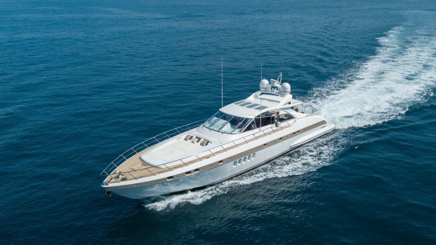 102 Luxury yacht MR M.jpg