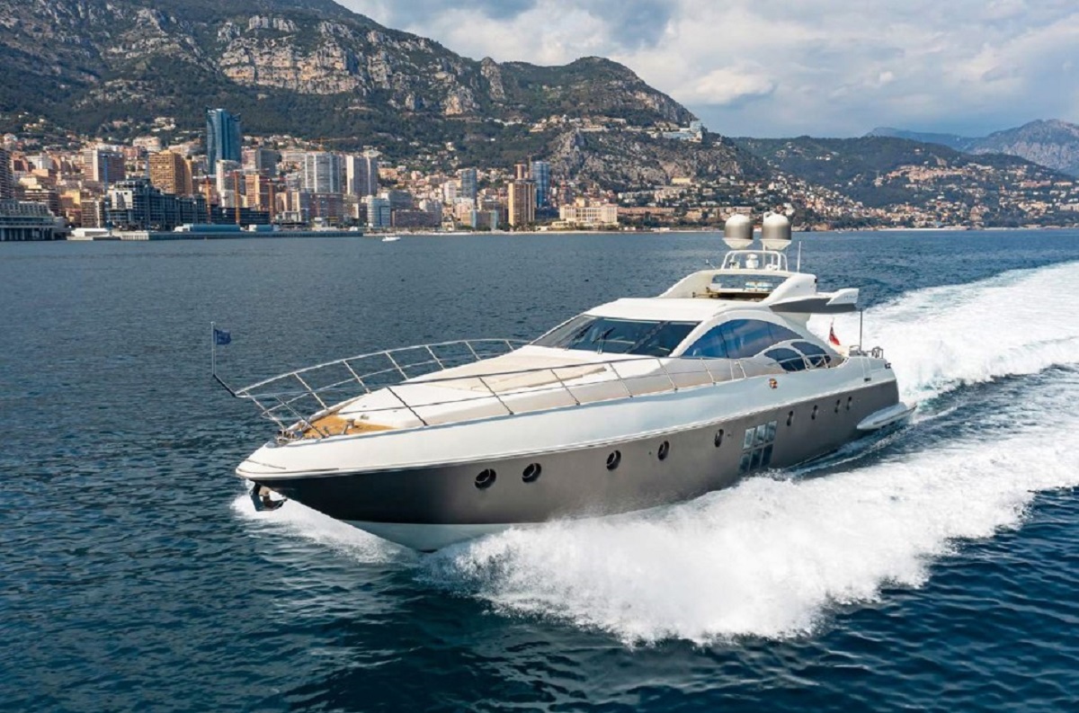 102 Luxury yacht NAMI.jpg