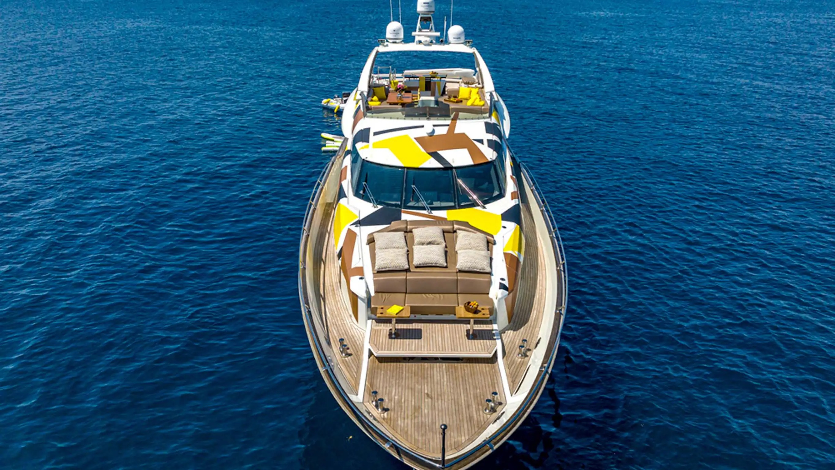 103 Motor yacht QUANTUM.jpg