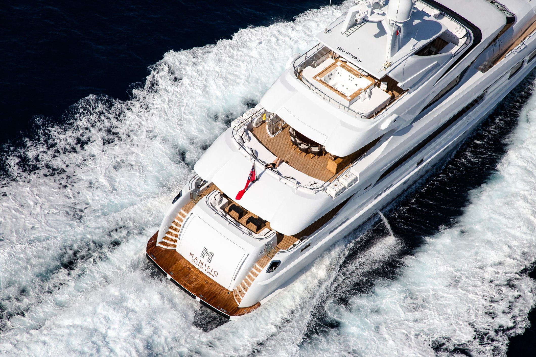 16828-discover-the-mediterranean-on-charter-yacht-manifiq.jpg