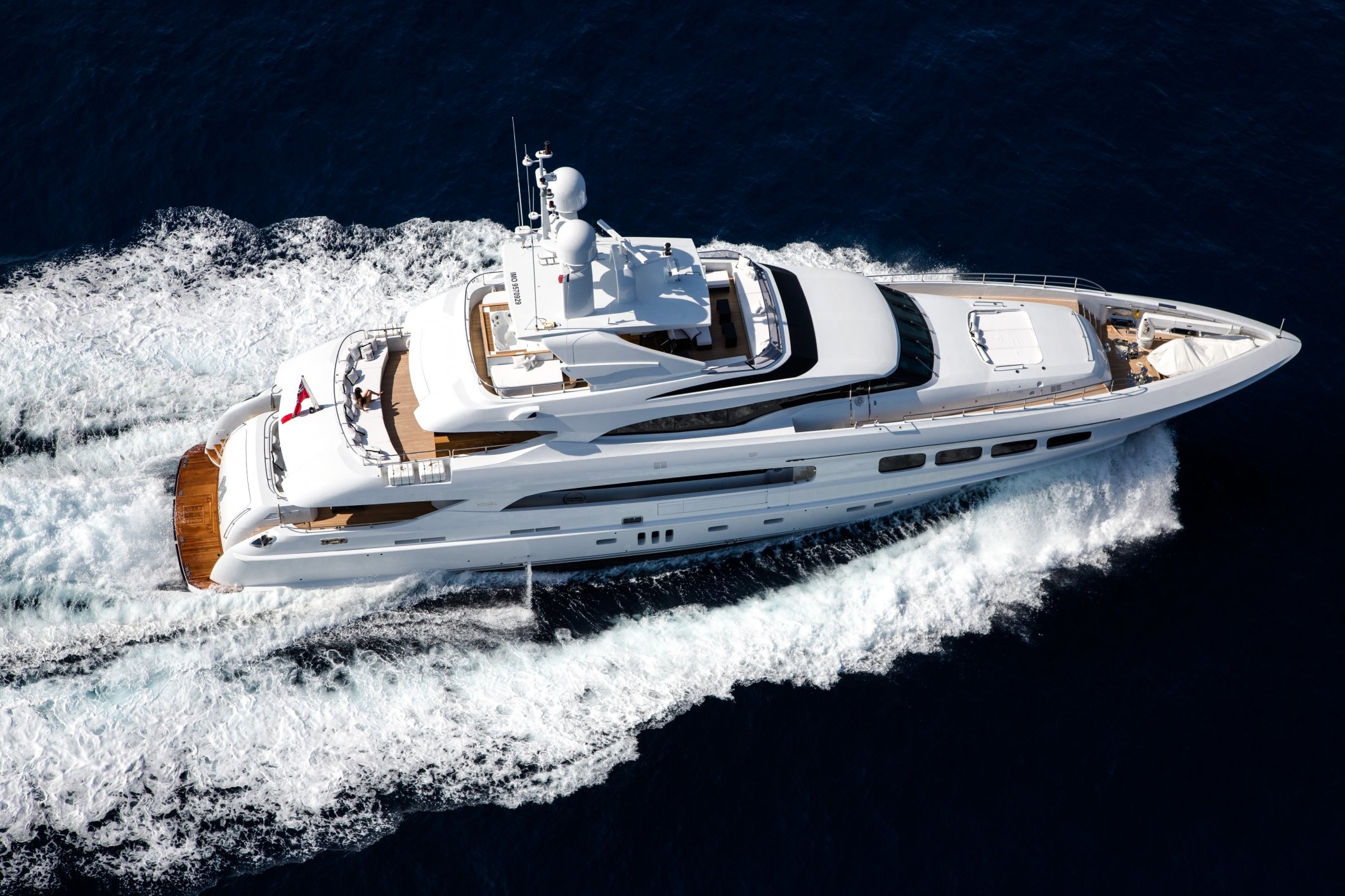 16853-discover-the-mediterranean-on-charter-yacht-manifiq.jpg