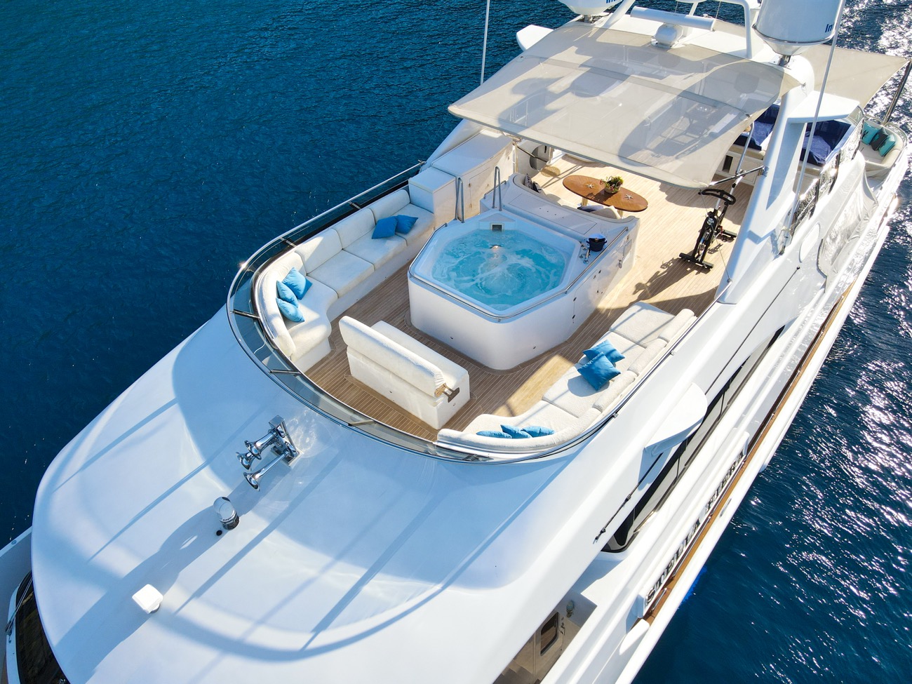 203 Sun deck.jpg