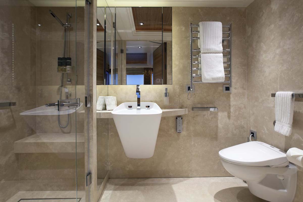24-Naia-double-stateroom-en-suite.jpg