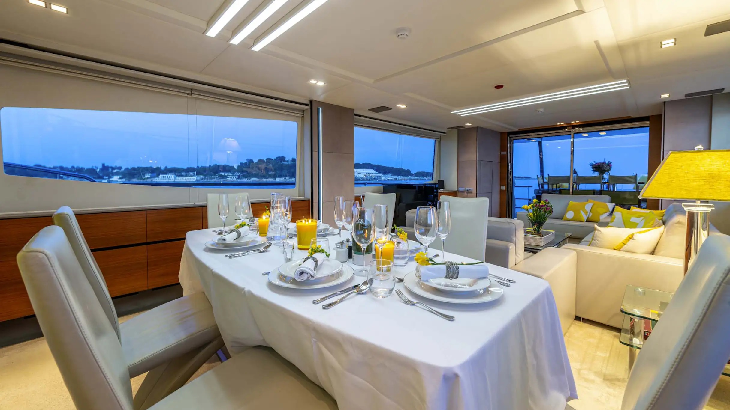 303 Formal dining.jpg