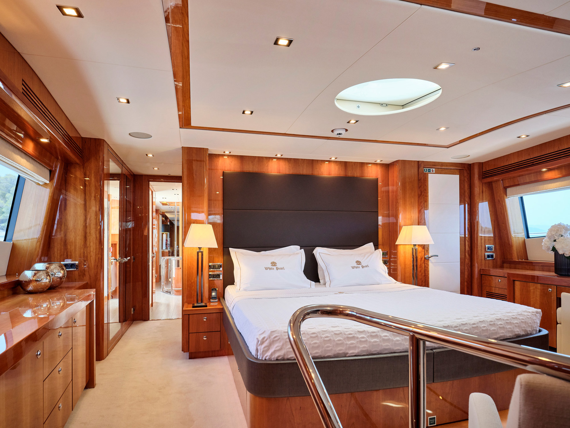 4.1 Main deck master suite.jpg