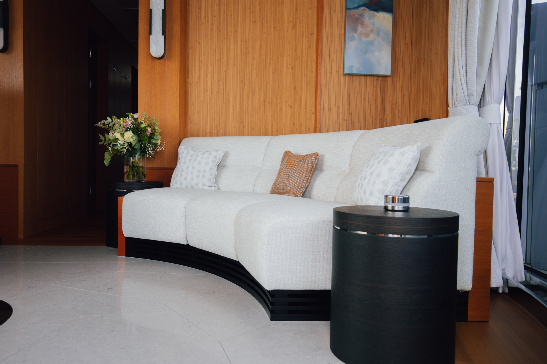 65 Main Deck Suite 2.jpg