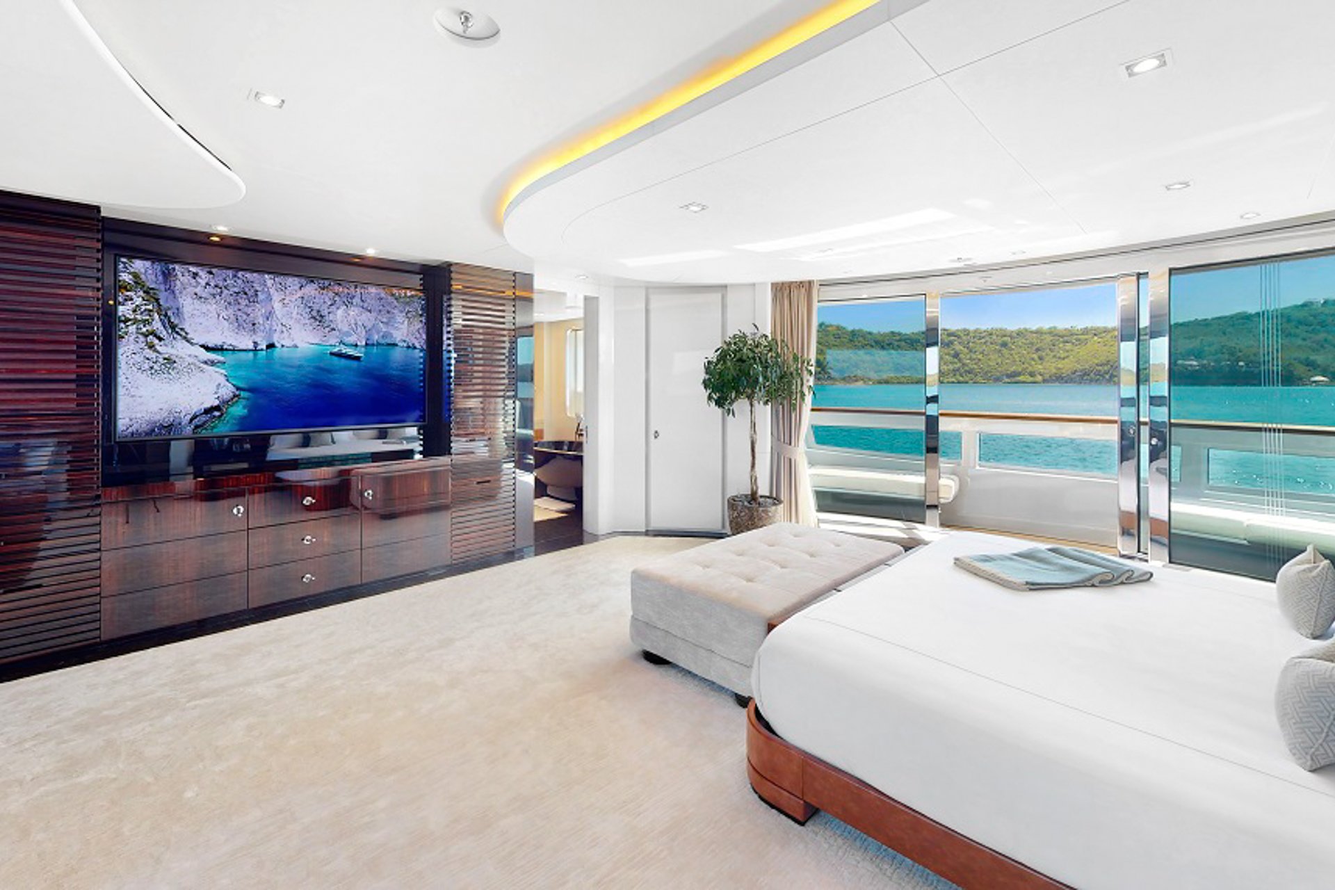 90 Masters Cabin  Double 2.jpg