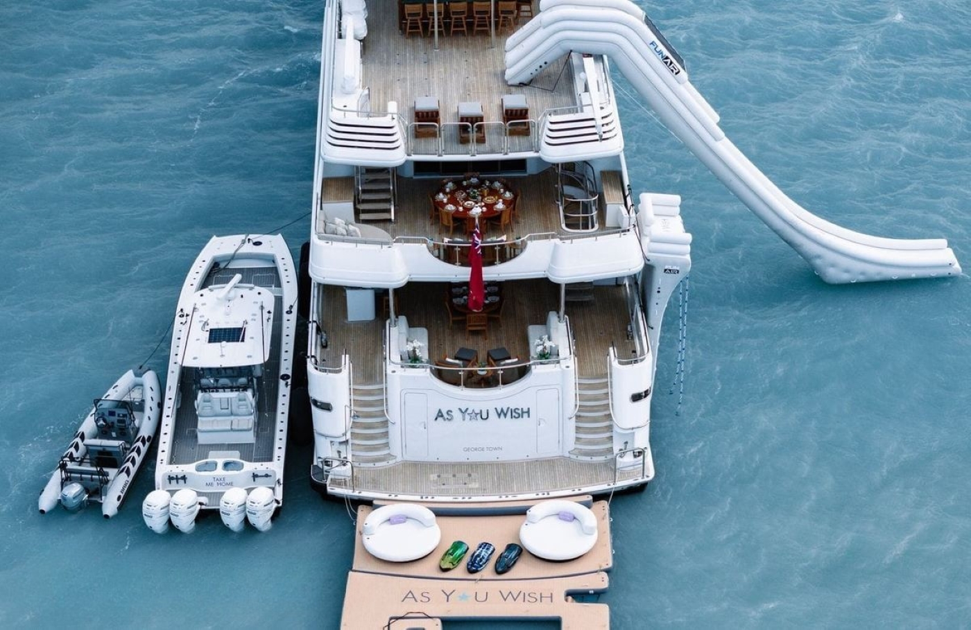 Aft Deck 01.jpg