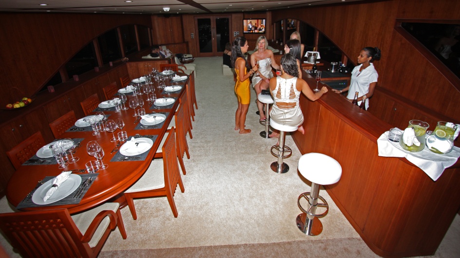 Bar 00003.jpg