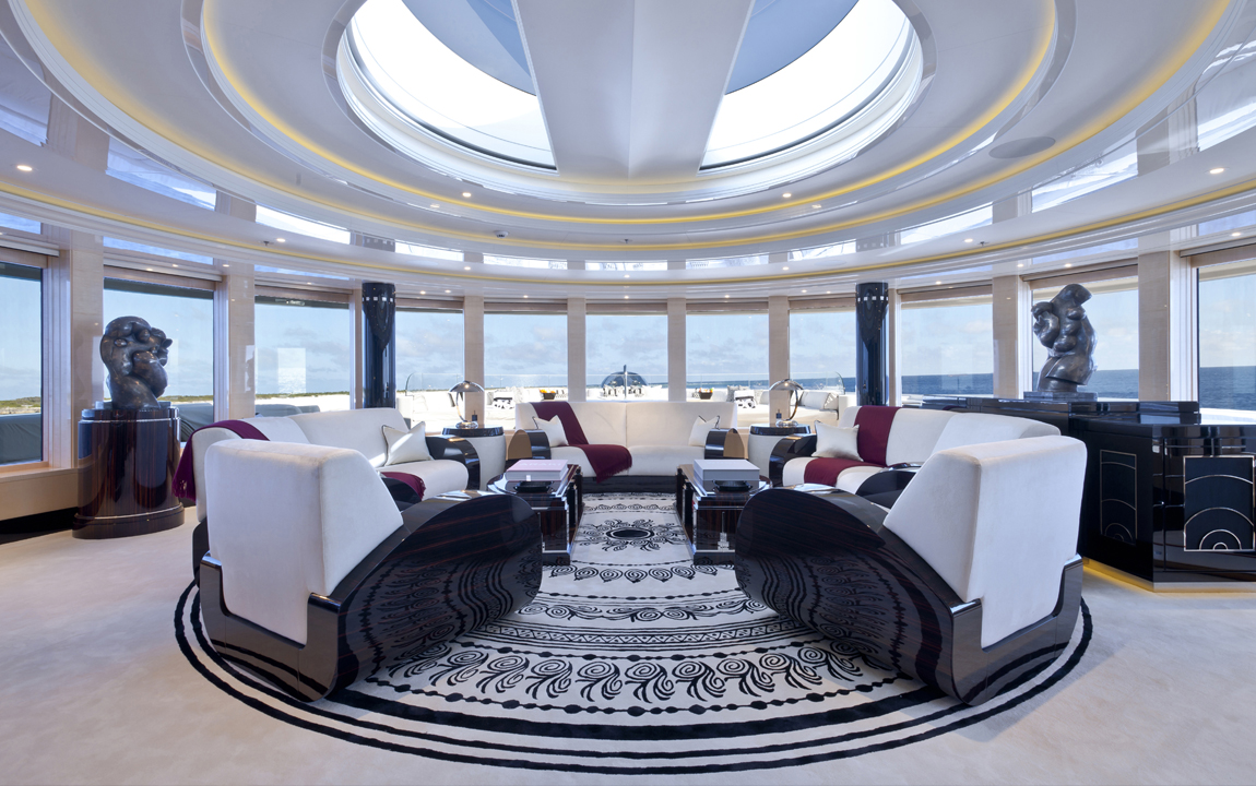 Beautiful lounge to relax and socialise.jpg