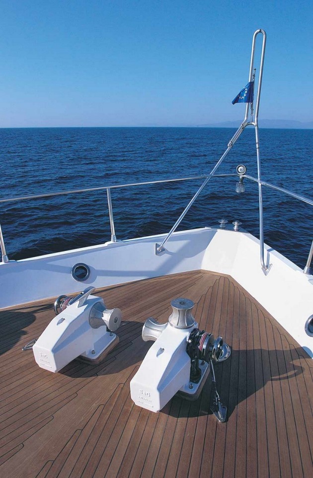 Bow detail.jpg