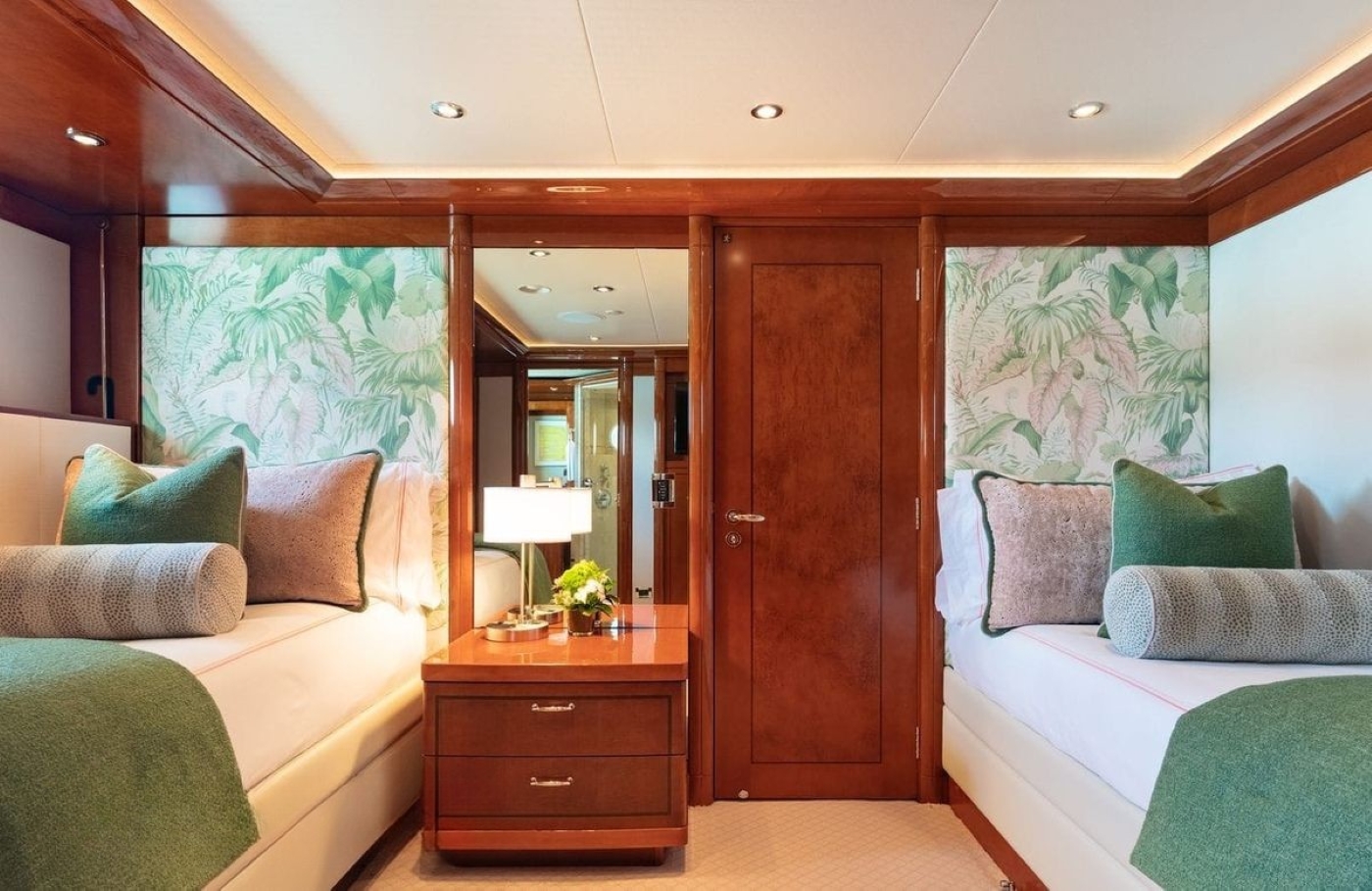Cabin With Double Bed 02.jpg