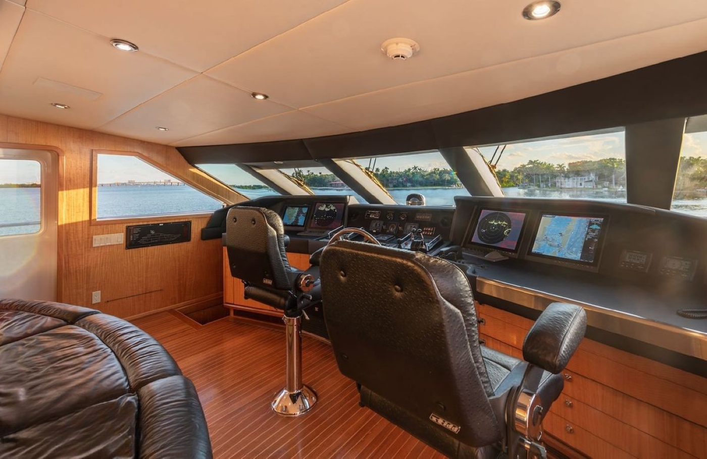 Captains Cabin.jpg