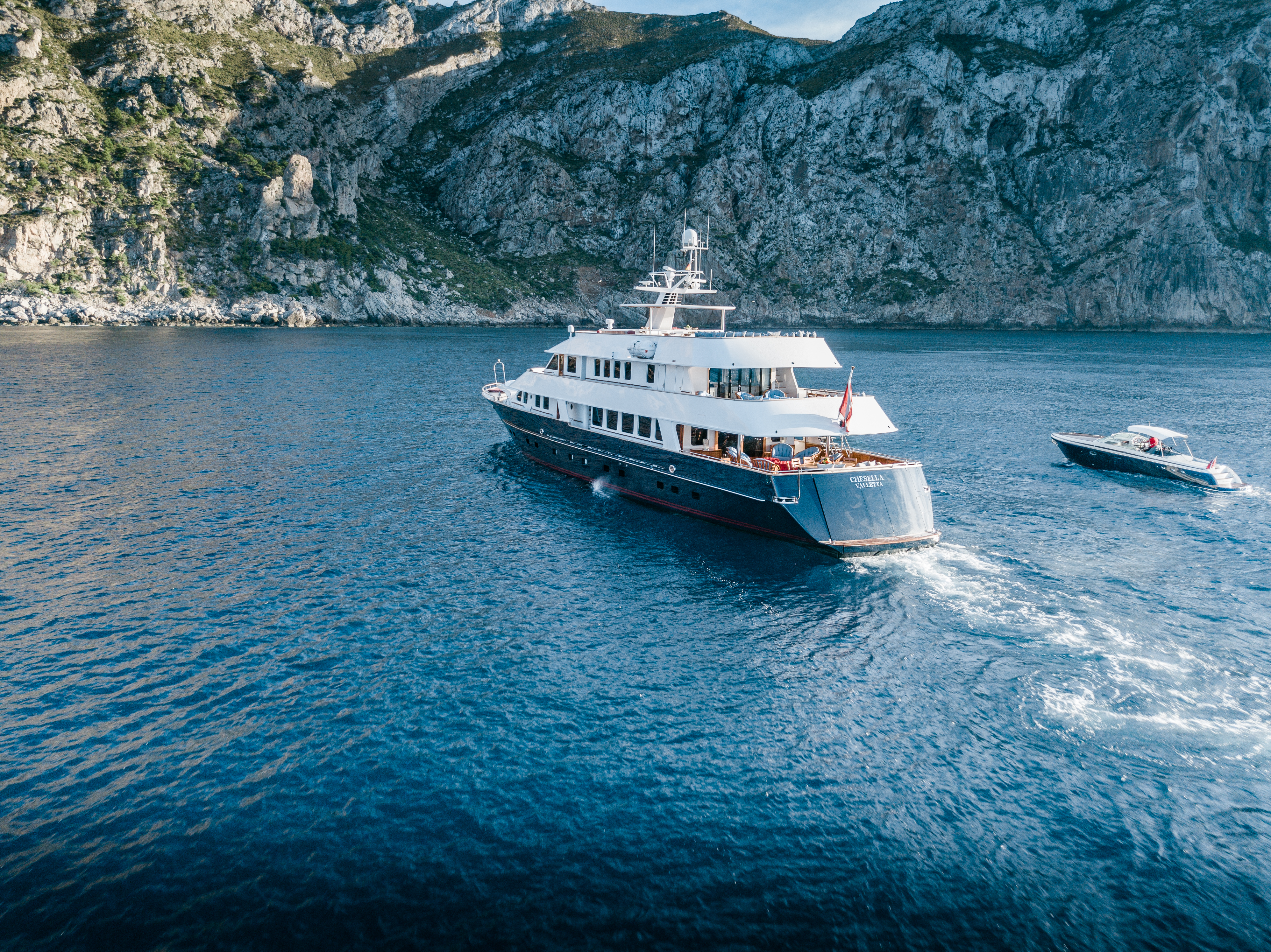 Chesella running aft view.jpg