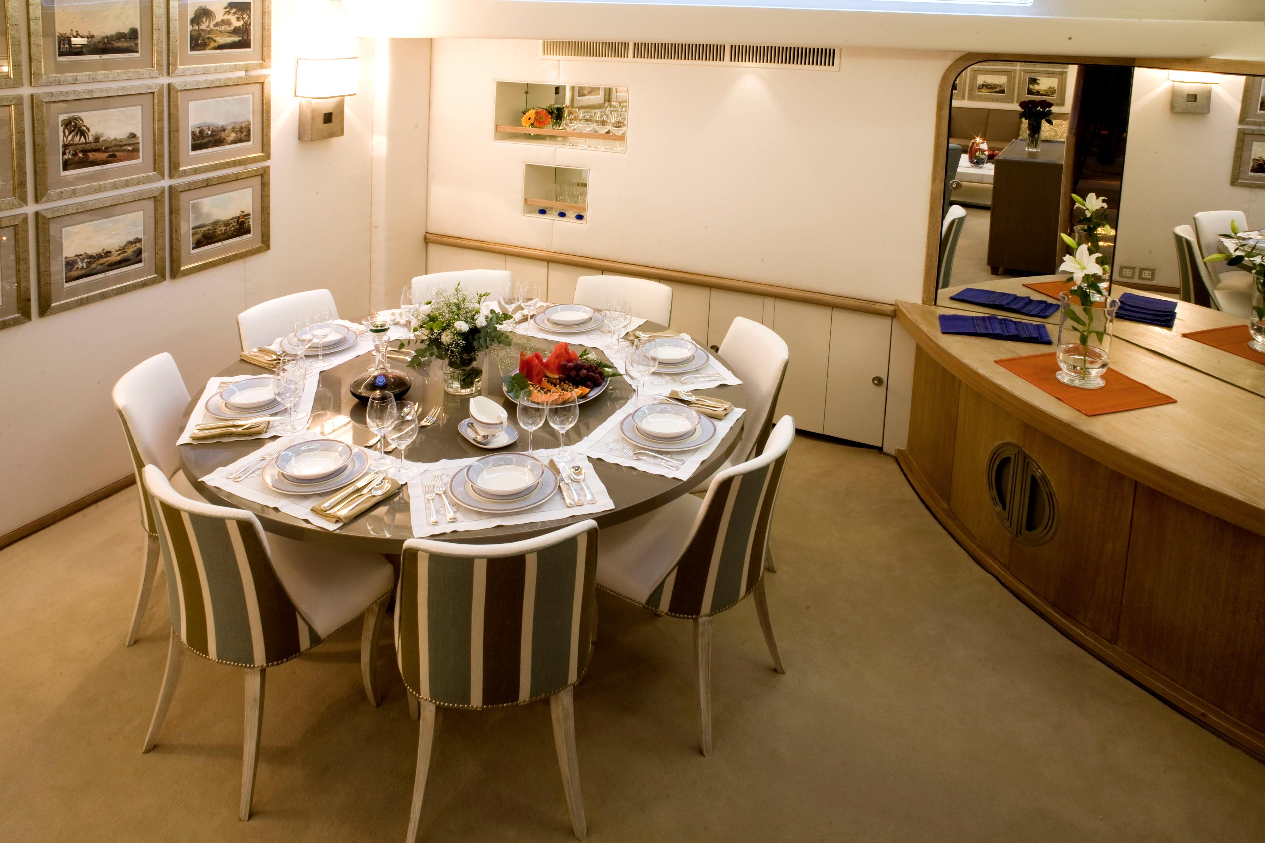 Dining Area 45.jpg