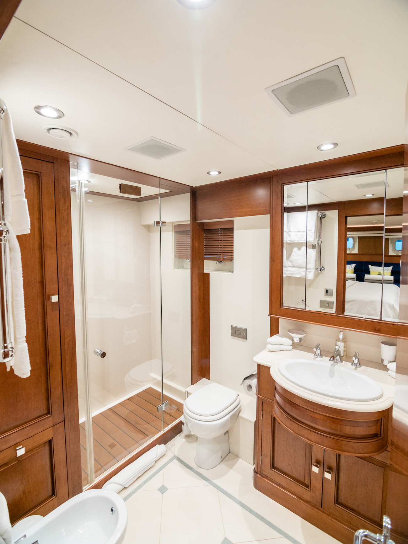 Ensuite bathroom.jpg