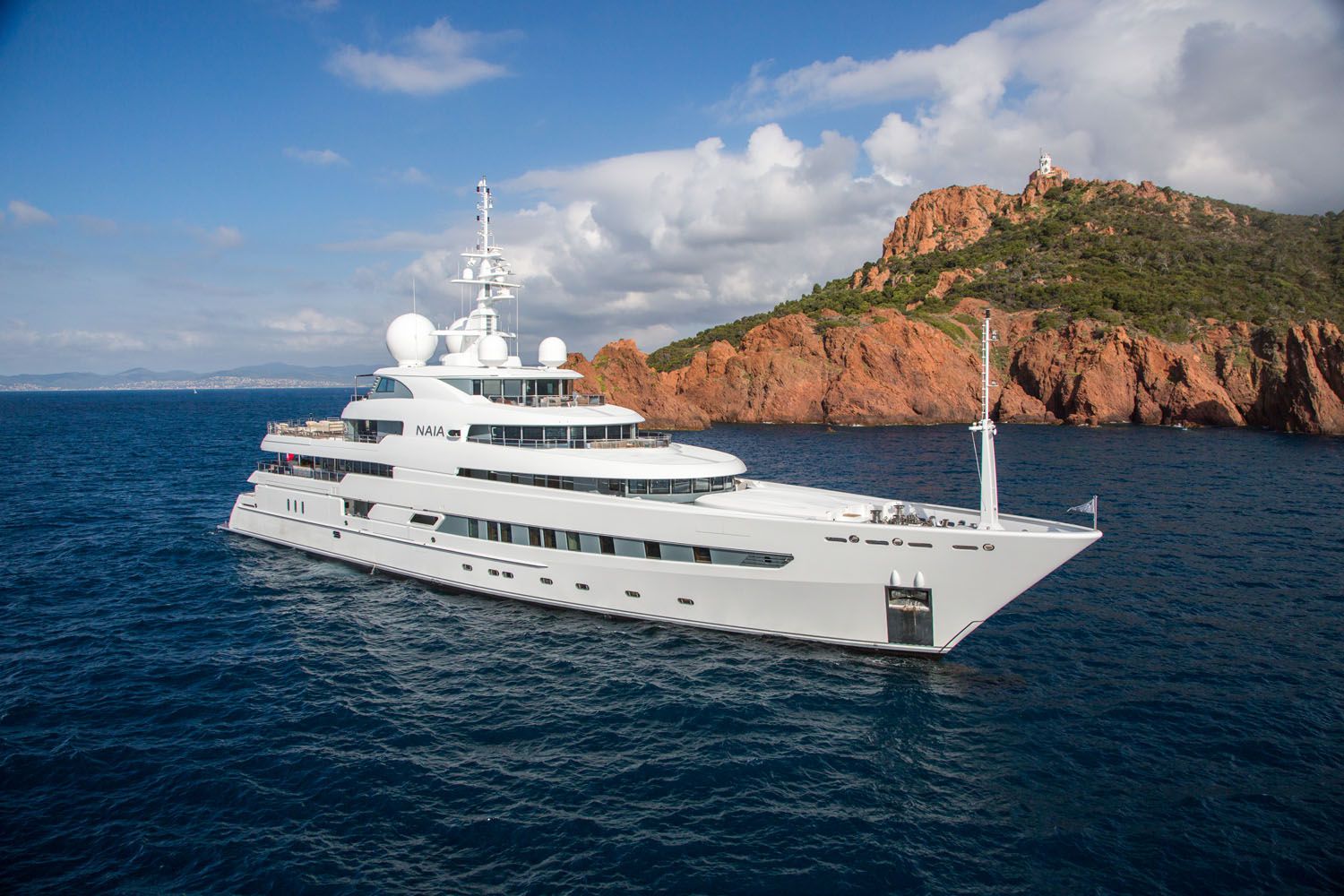 Exterior   00012.jpg