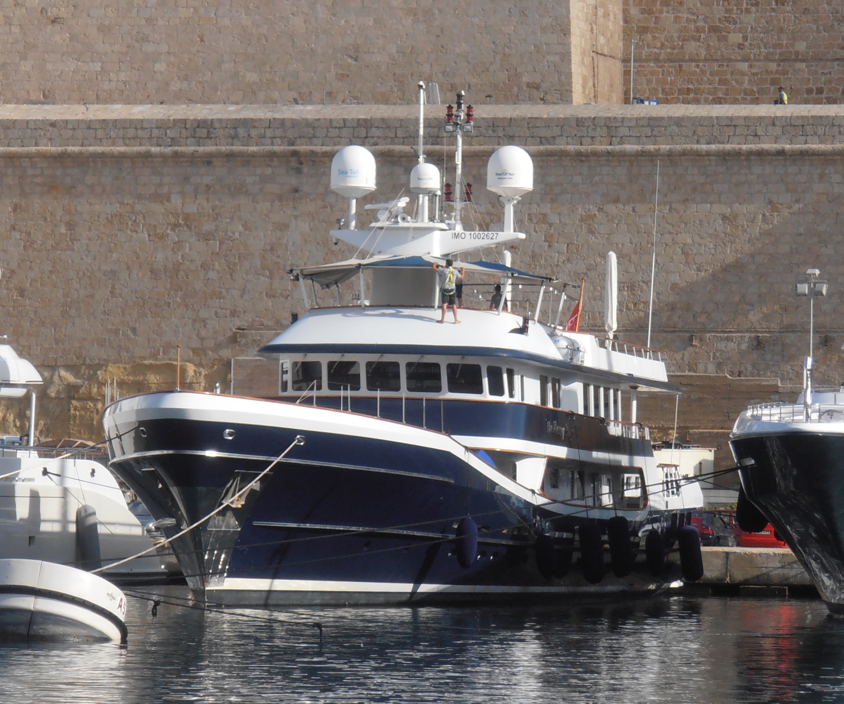Exterior - Bow View.jpg
