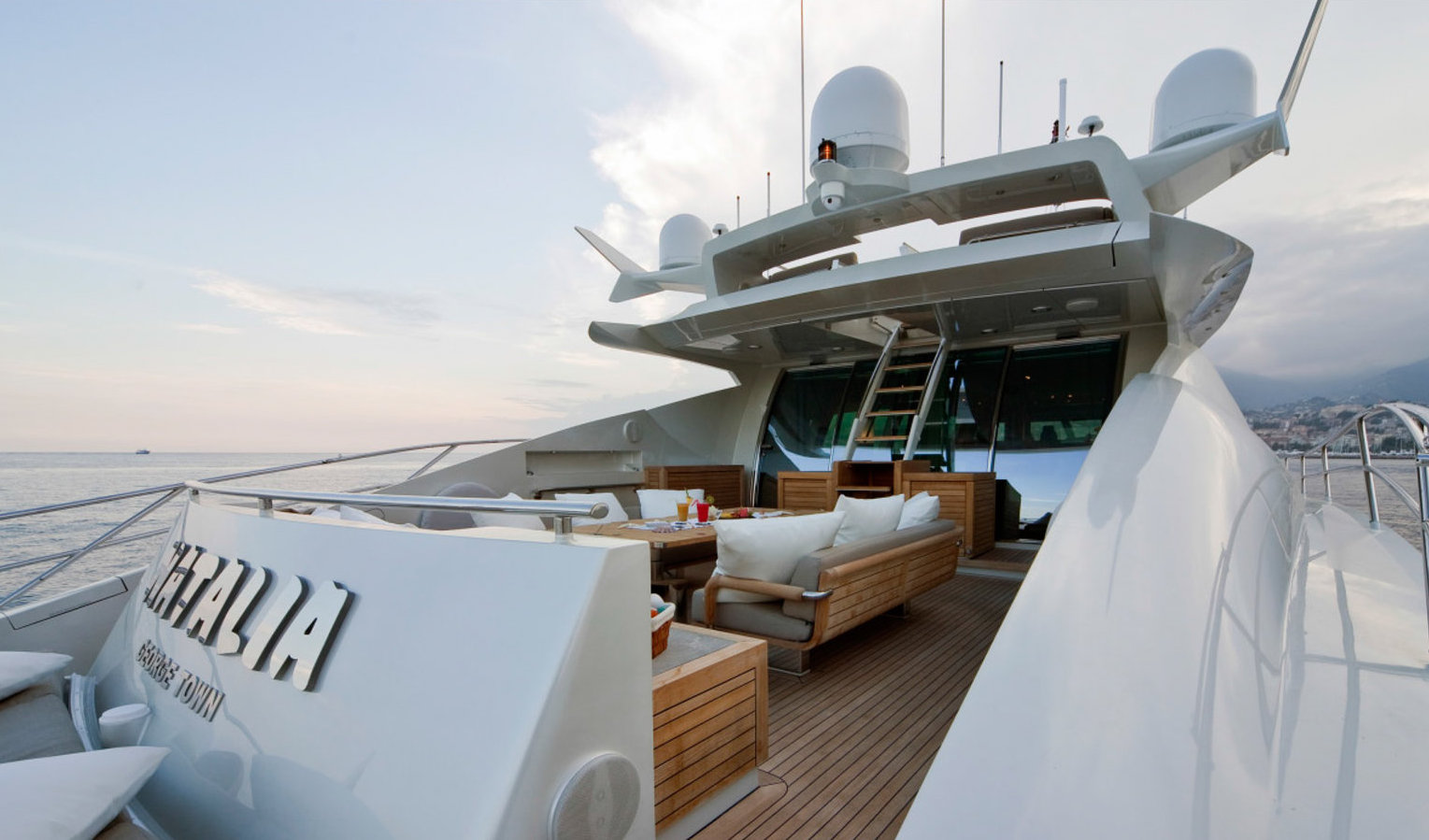 Exterior 00013.jpg