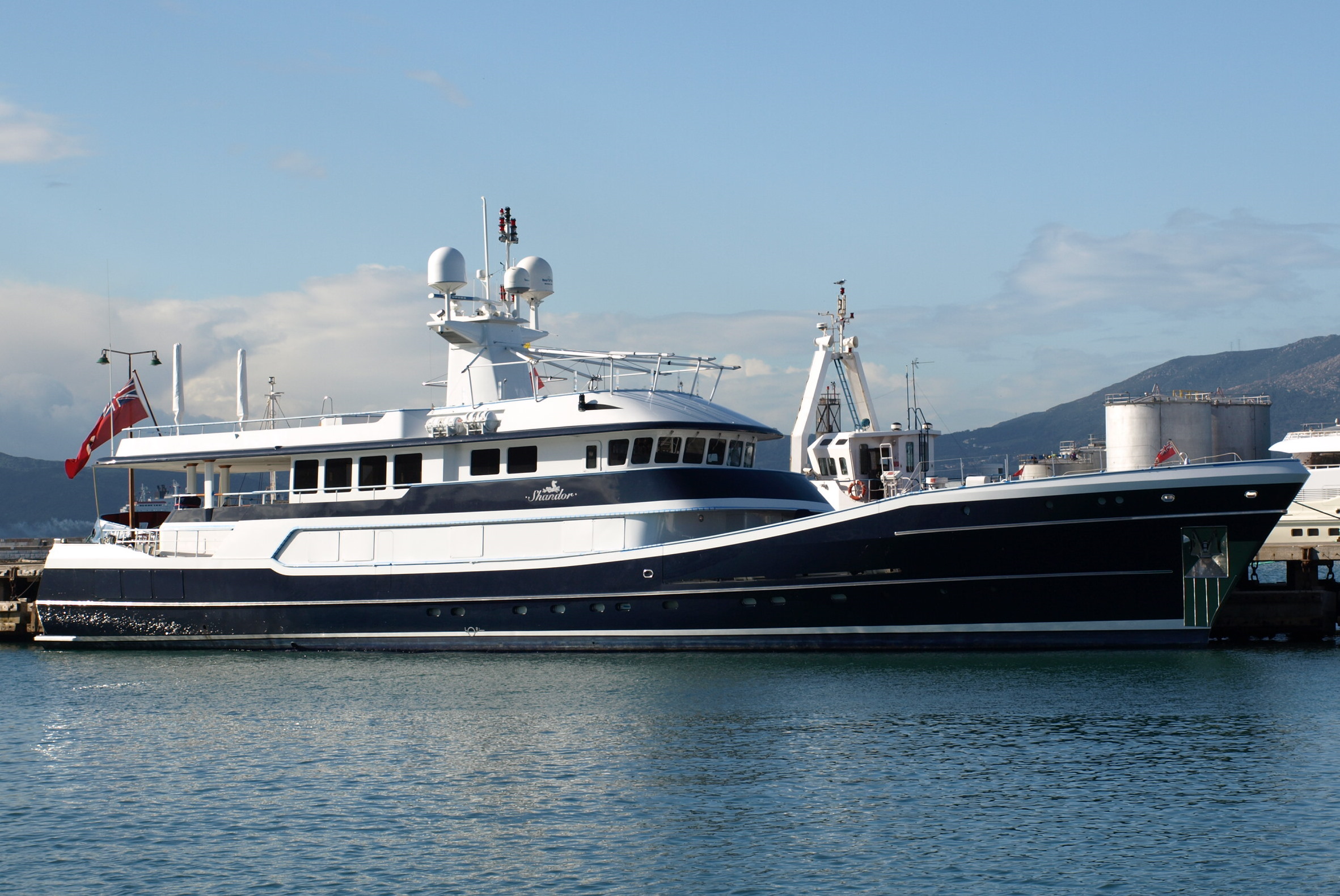 Exterior Profile 04.jpg