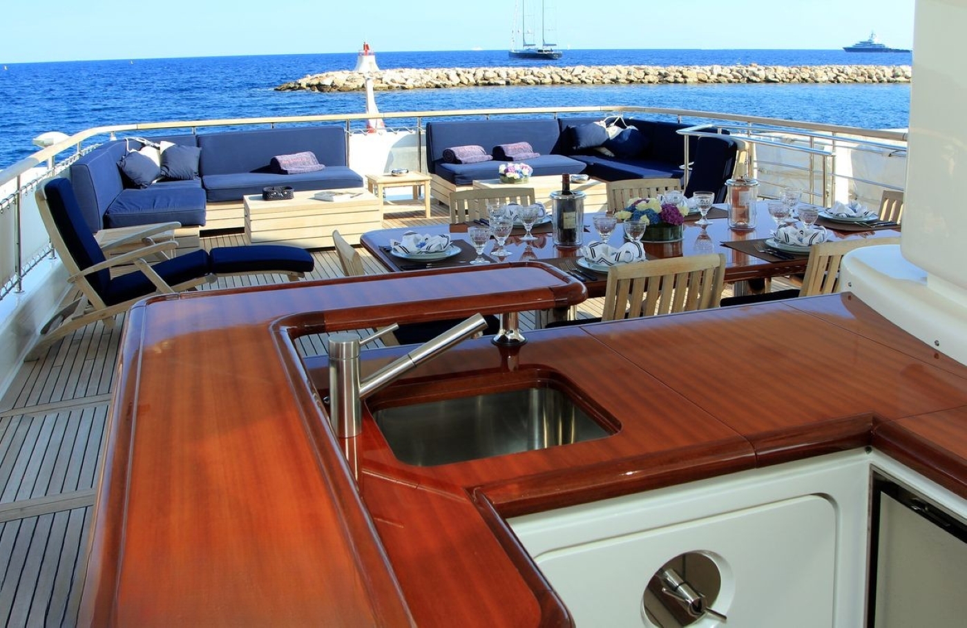 Exterior Relaxation Area 13.jpg