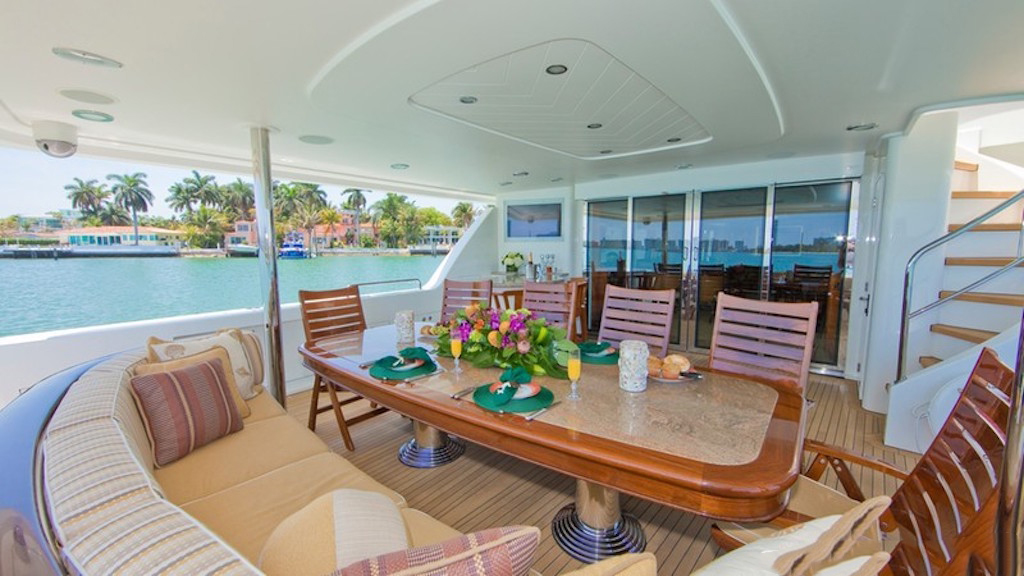 Exterior living spaces 00001.jpg