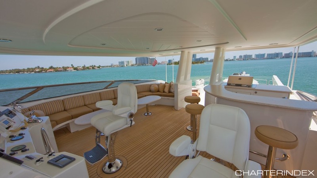 Exterior living spaces 00004.jpg