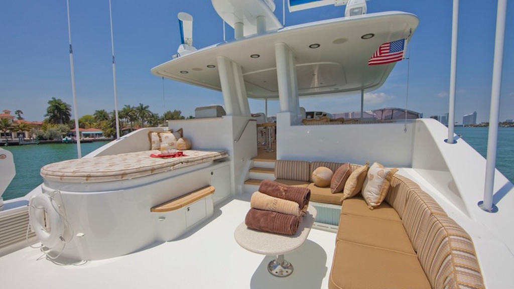 Exterior living spaces 00009.jpg