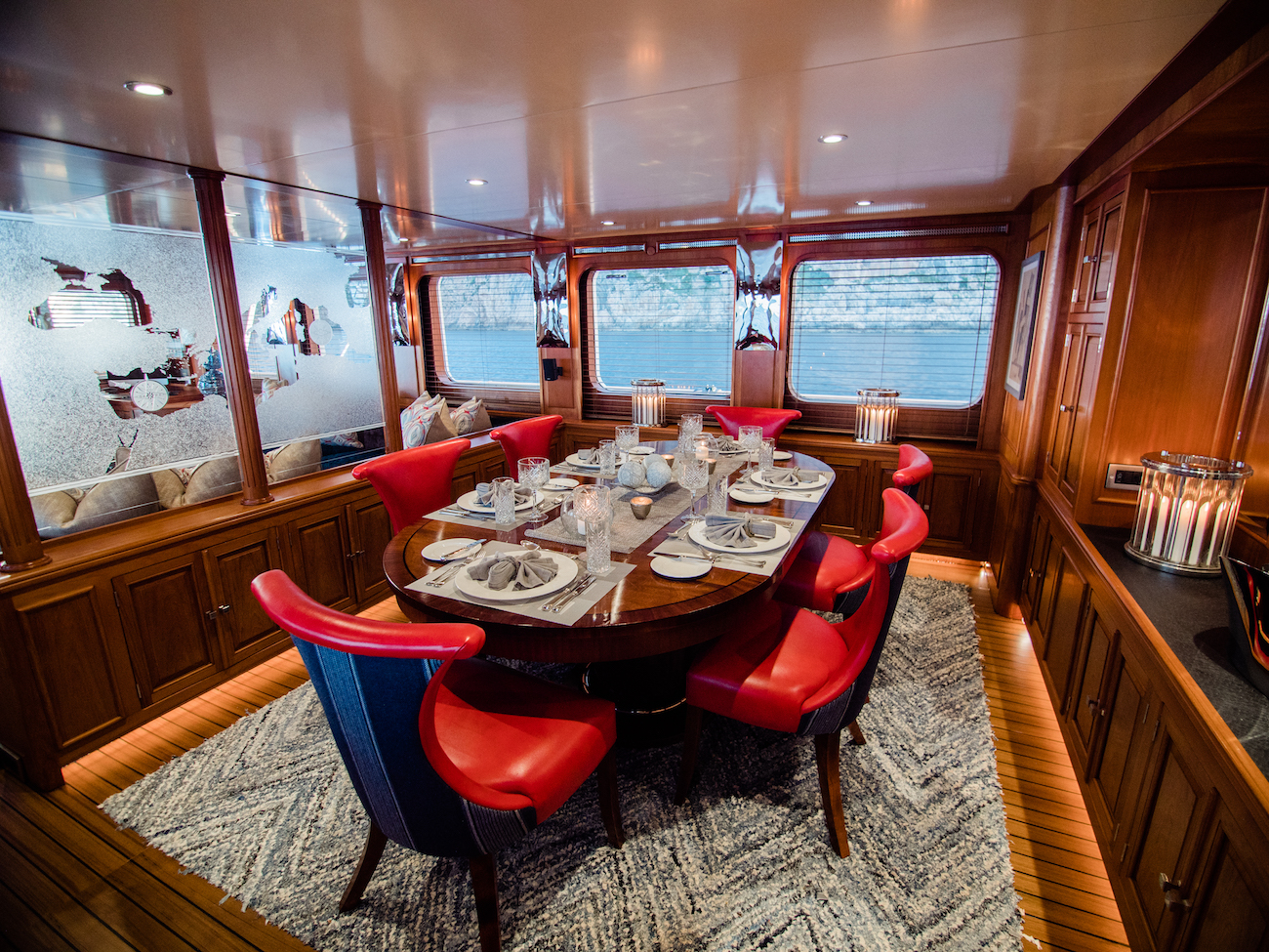 Formal dining area.jpg
