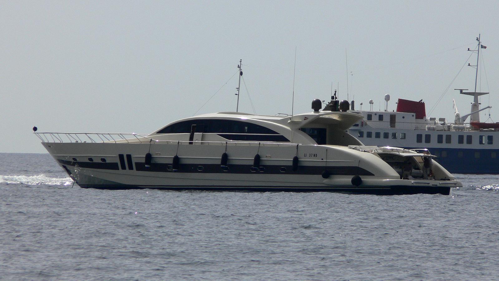 GINEVRA profile.jpg