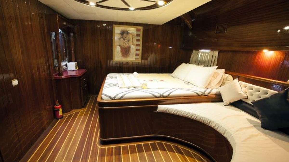 Guest Cabin 00013.jpg