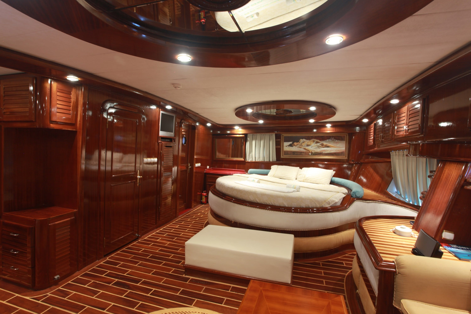 Guest Cabin 00036.jpg