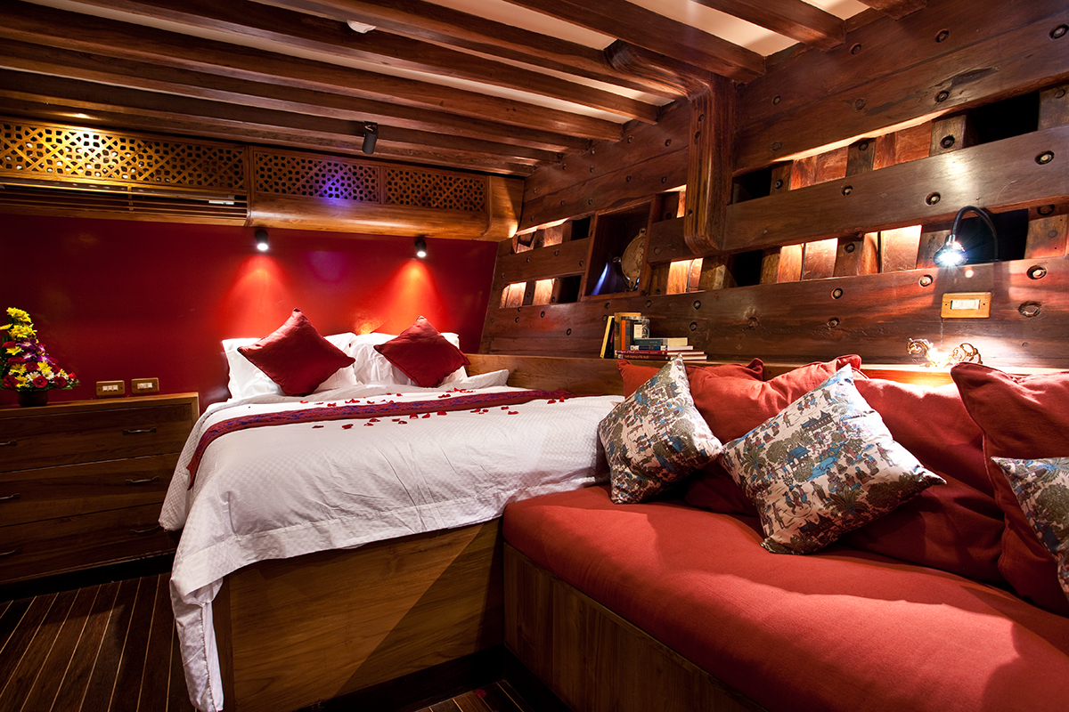 Guest Cabin Below Deck 2.jpg