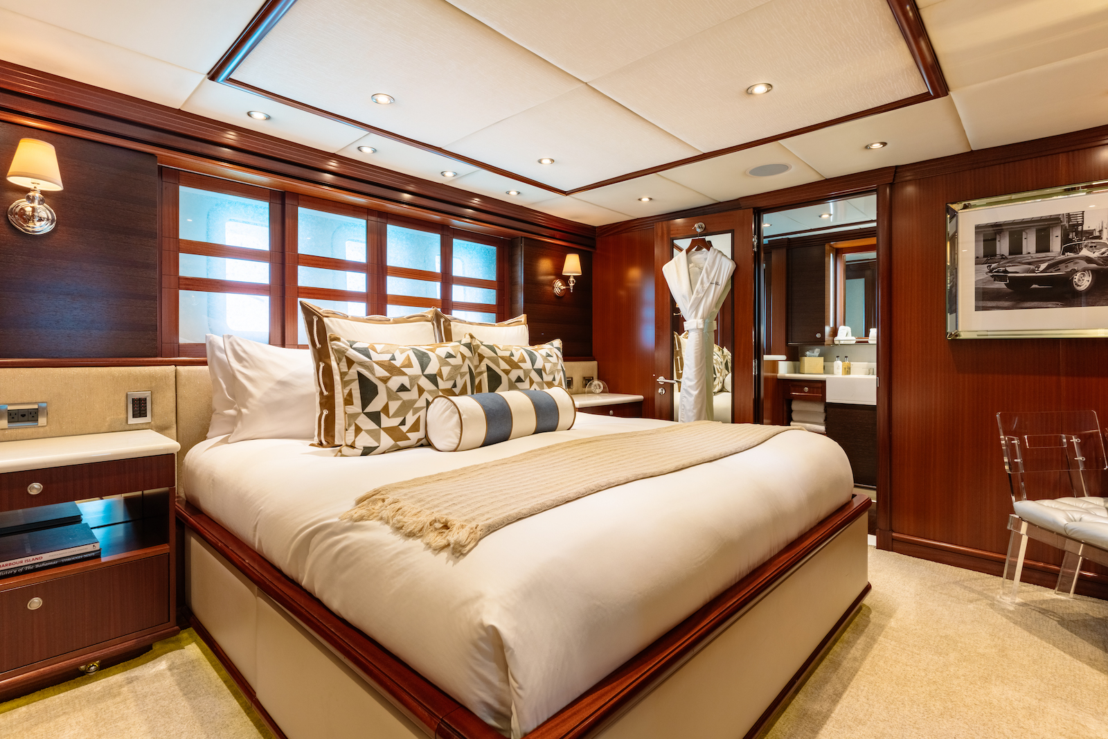Guest State room King - Photo credit Ocean Air Media.jpg