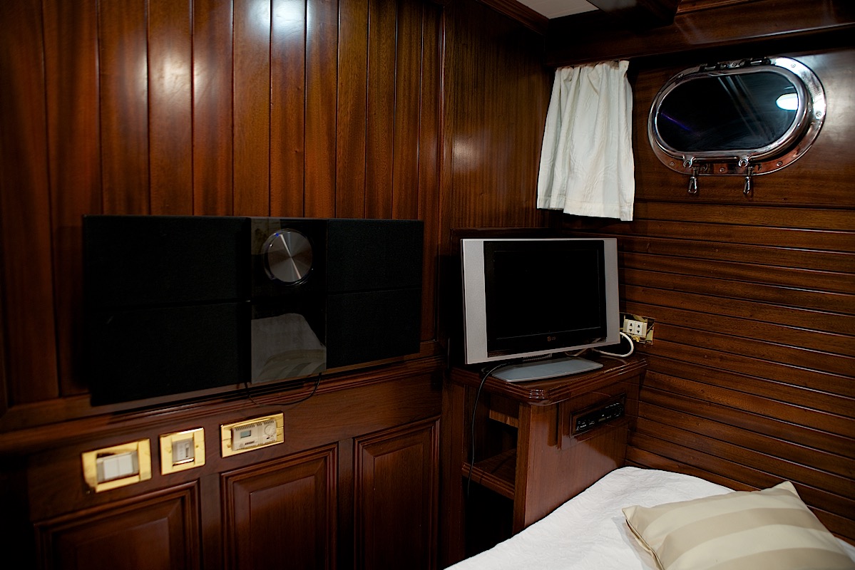 Guest cabin 00024.jpg