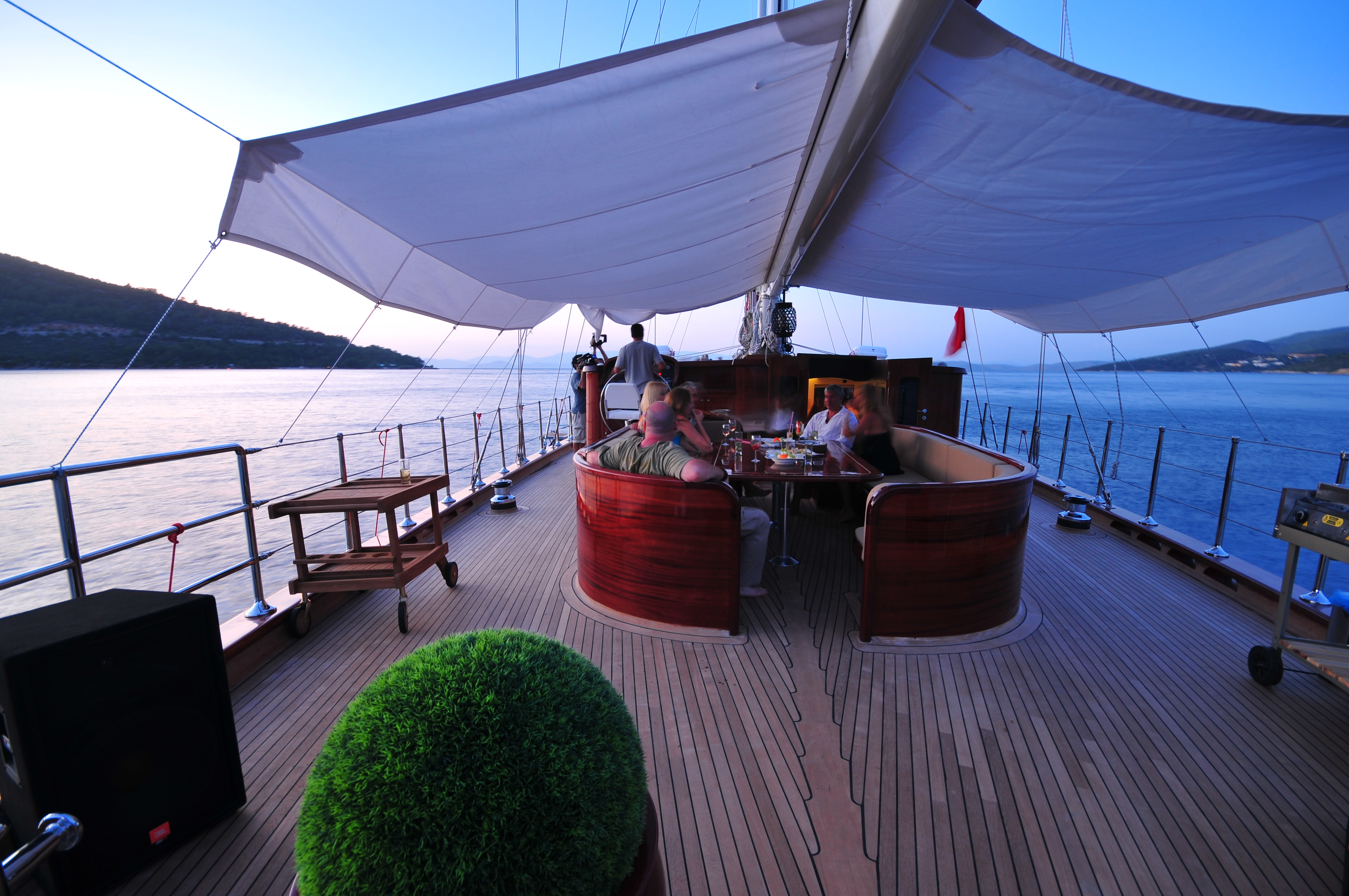 Gullet Casa Dell'Arte II deck.jpg
