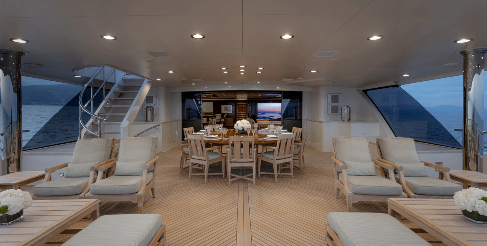 Interior Relaxation Area with dining.jpg