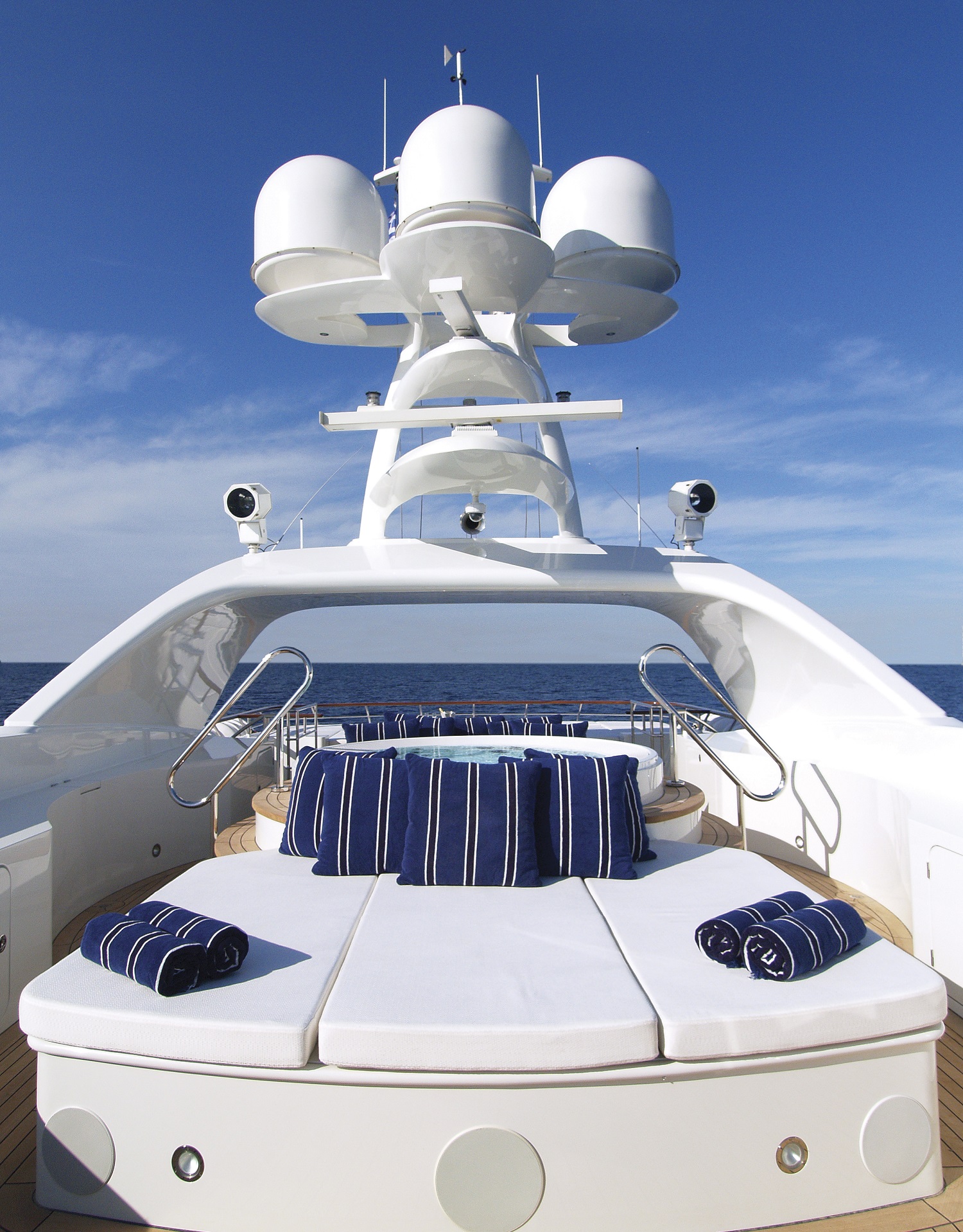 Jacuzzi deck .jpg