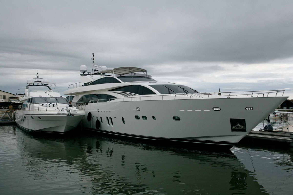 Lady Emma - exterior00003.jpg