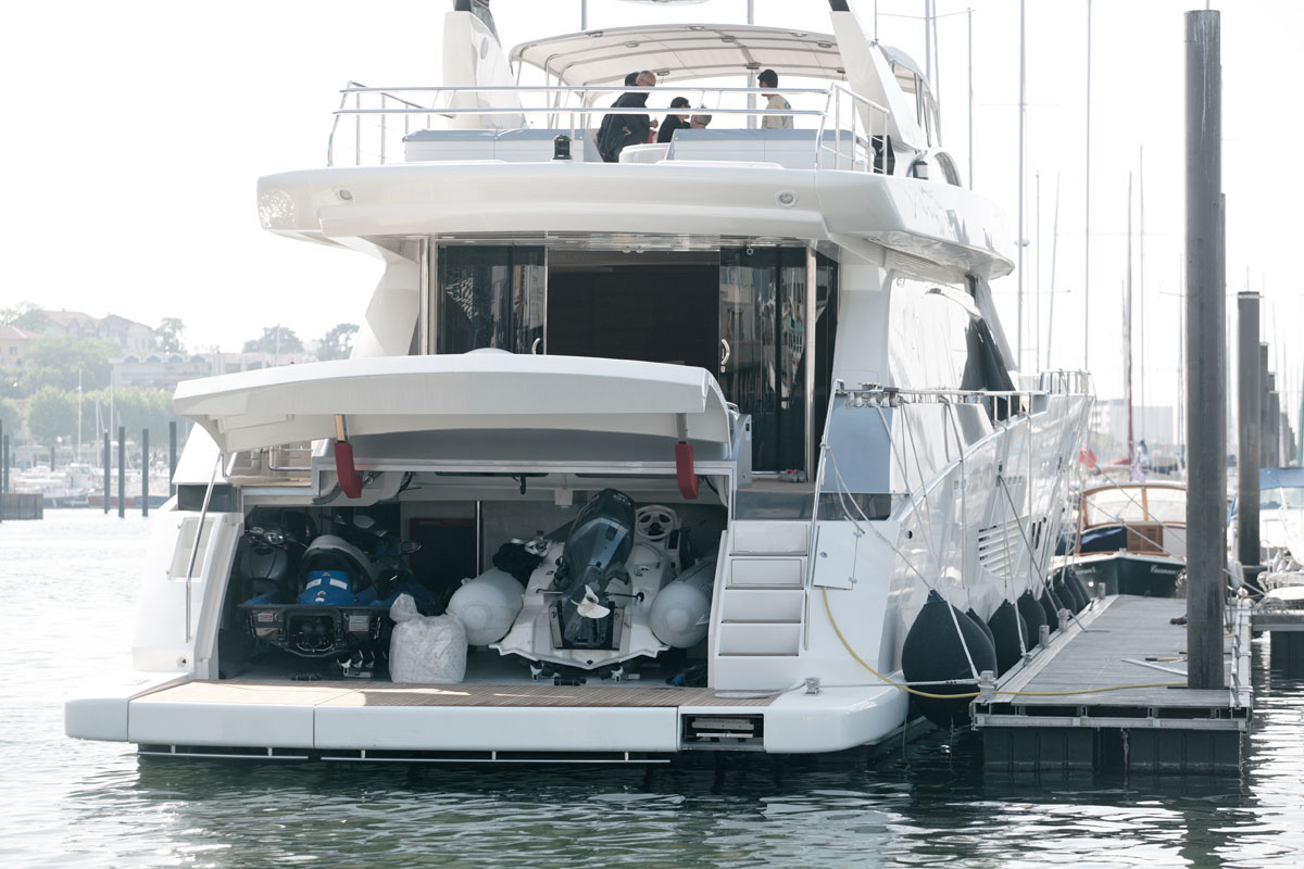 Lady Emma - exterior00004.jpg