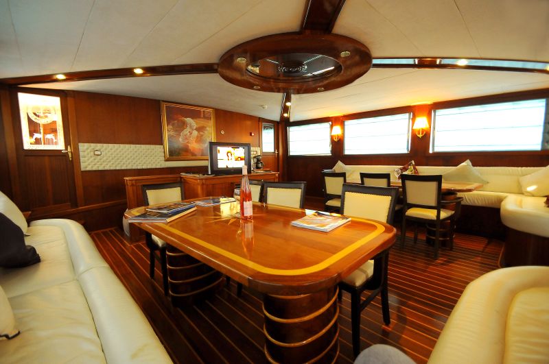 Lounge 00007.jpg