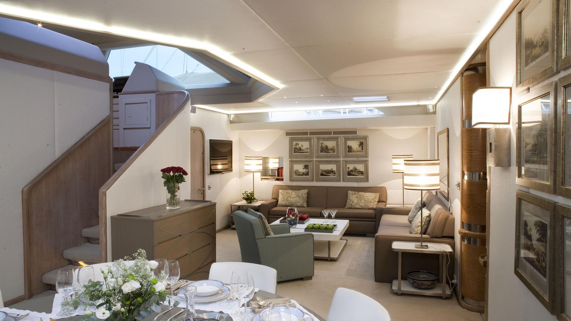 Lounge 4.jpg