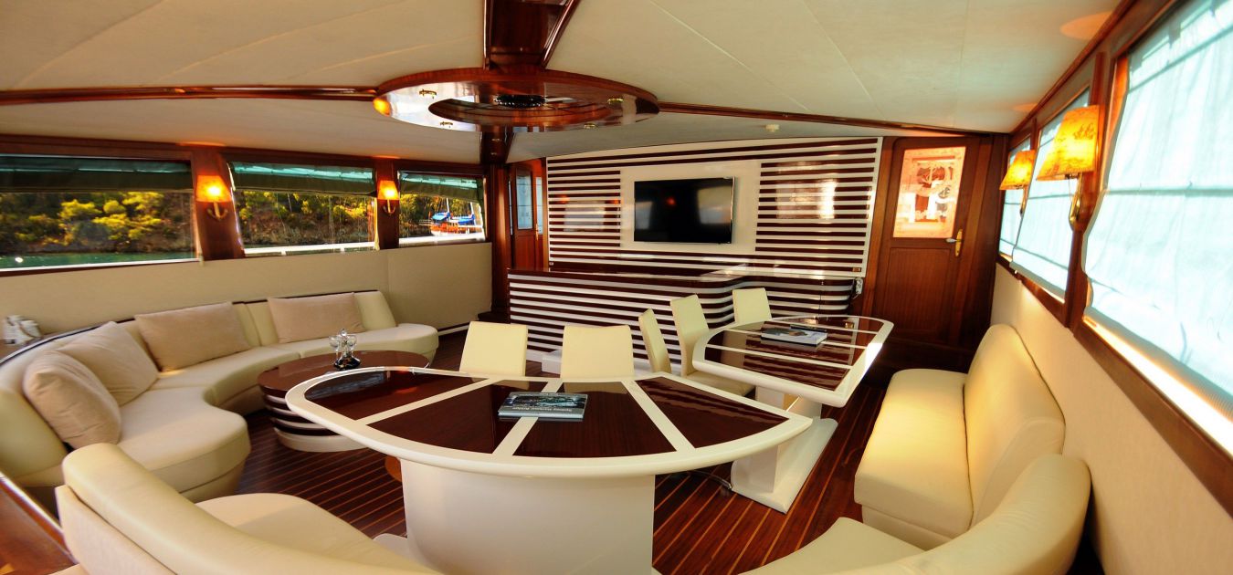 Lounge 9745.jpg