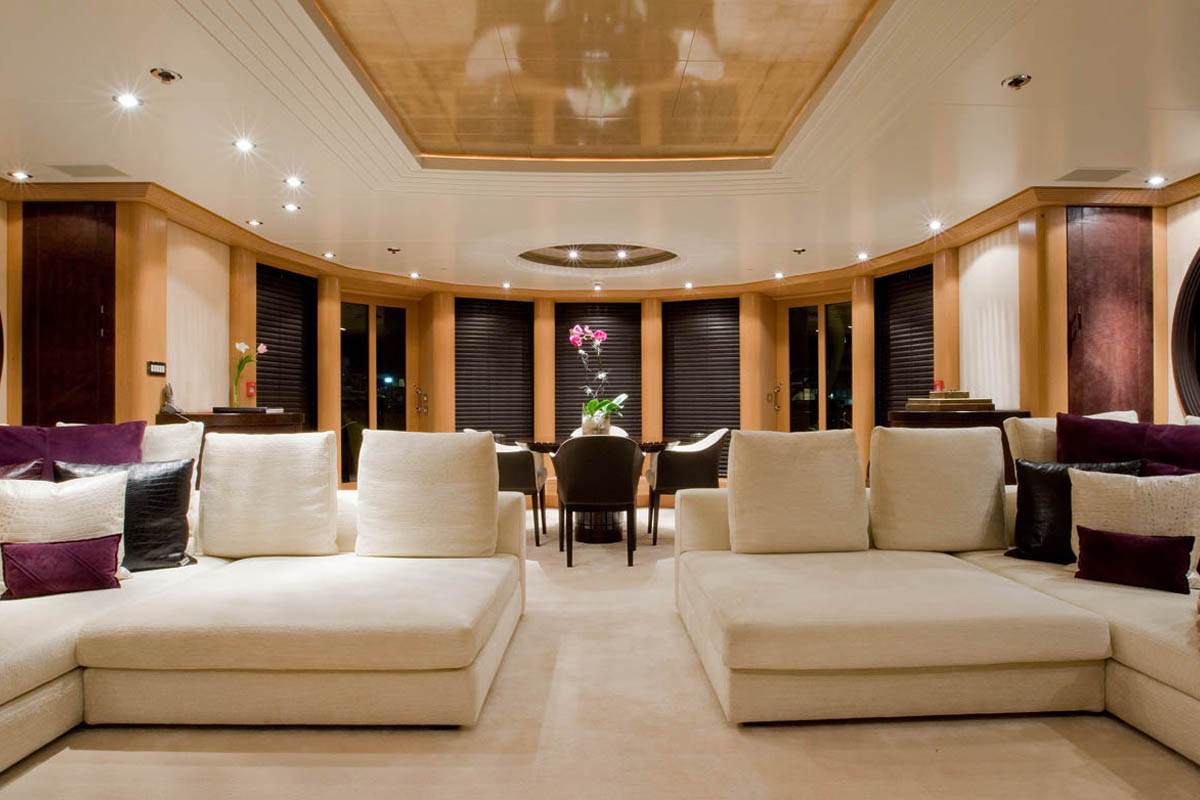 Lounge Area.jpg